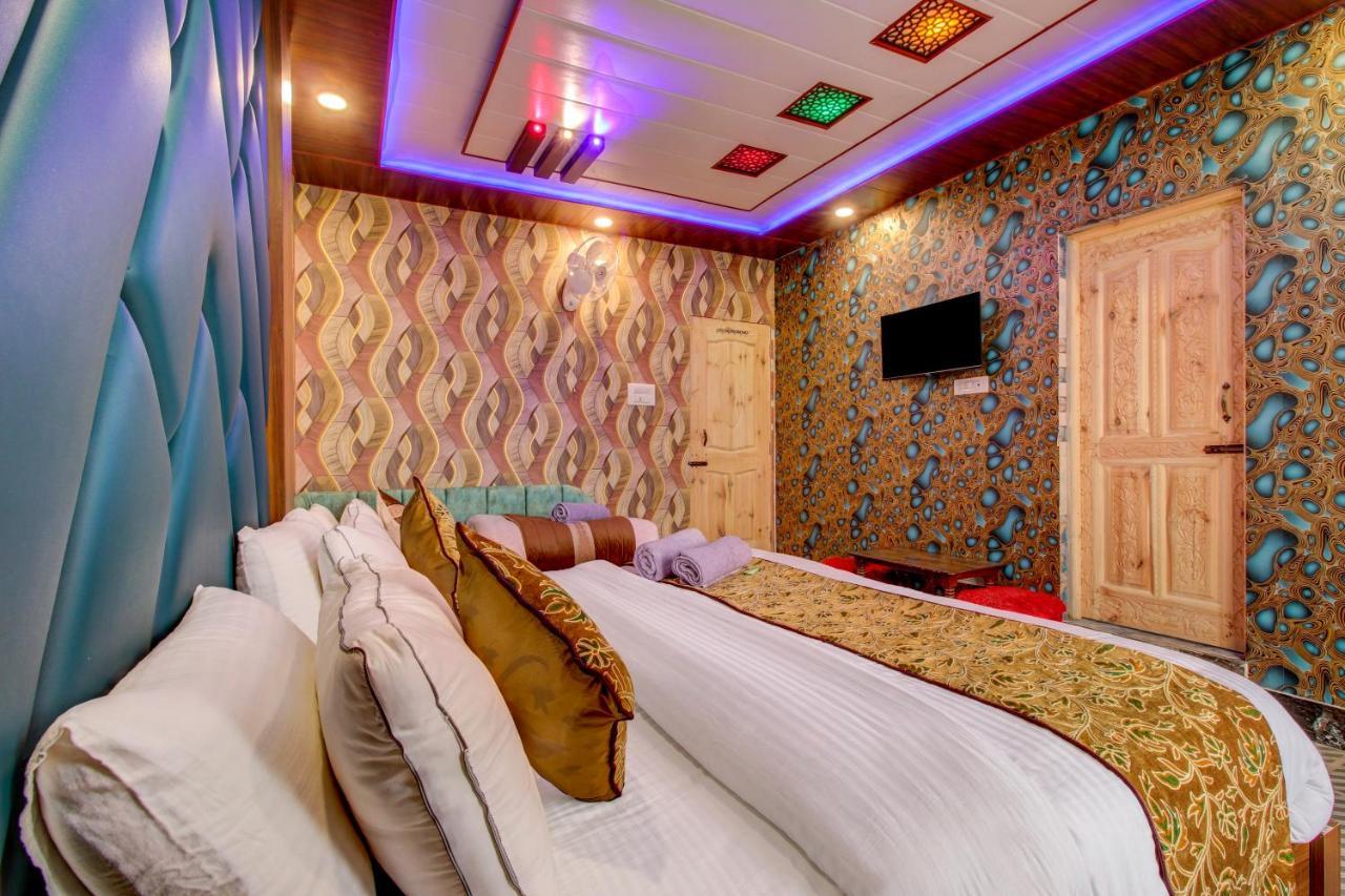 Srīnagar Hotel Royal Hameed מראה חיצוני תמונה